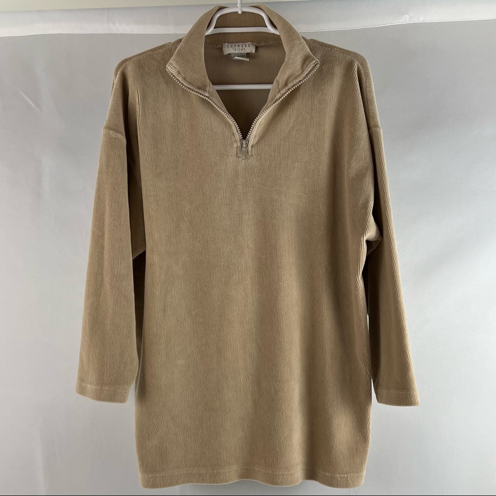 Vintage Express Tunic Top size XS but oversized so please go by measurements.